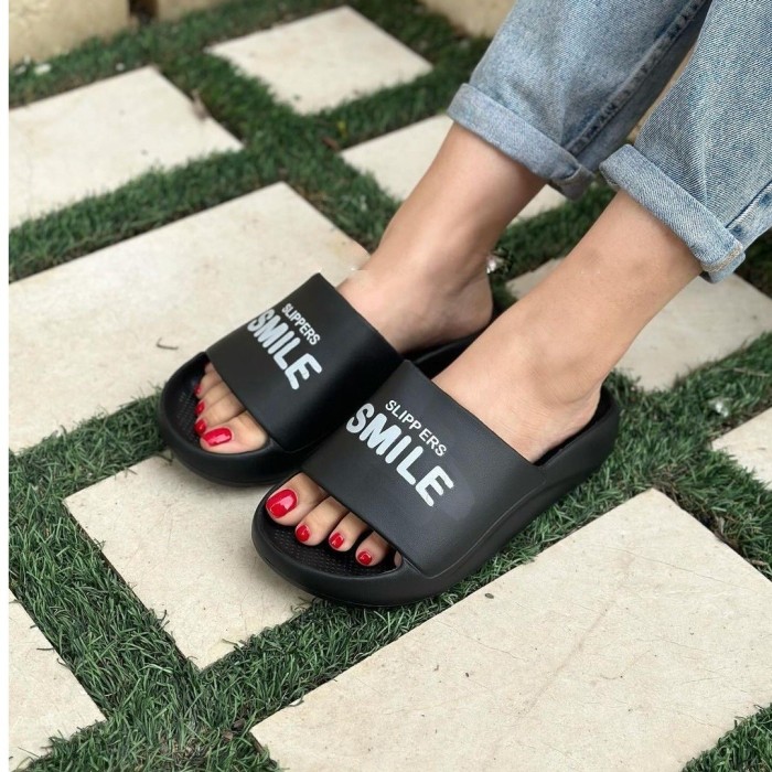 دمپایی زنانه پاپا مدل لئو طرح اسمایل کد 144